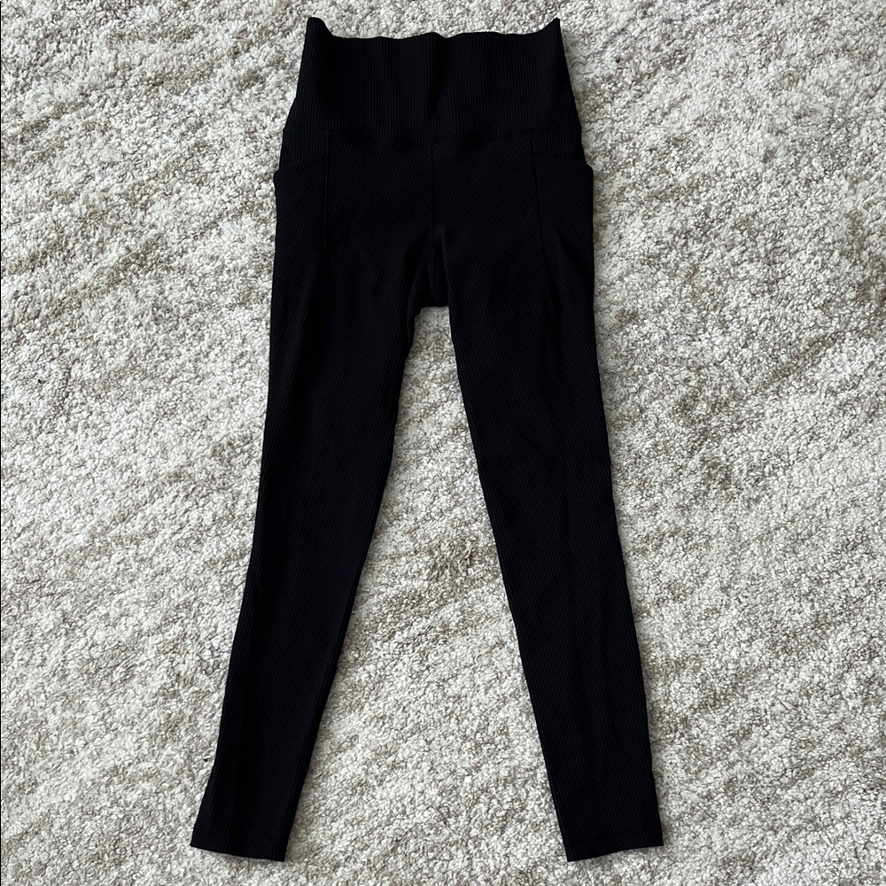 Athleta Black textured Leggings
